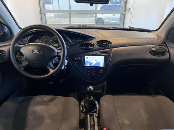 Ford Focus I Рестайлинг с пробегом 2004 года, цена 177 000 рублей, 312063 км, хэтчбек, Автокод Объявления