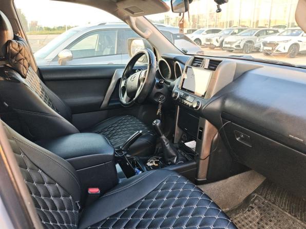 Toyota Land Cruiser Prado 150 Series с пробегом 2013 года, цена 2 359 000 рублей, 267167 км, внедорожник, Автокод Объявления