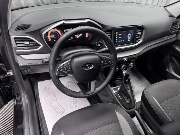 Lada (ВАЗ) Vesta I Рестайлинг (NG) с пробегом 2024 года, цена 1 300 000 рублей, 35000 км, седан, Автокод Объявления