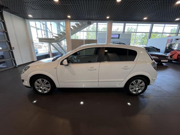 Opel Astra H Рестайлинг с пробегом 2010 года, цена 432 000 рублей, 281700 км, хэтчбек, Автокод Объявления