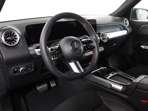 Mercedes-Benz GLB I (X247) Рестайлинг с пробегом 2024 года, цена 6 499 000 рублей, 3633 км, внедорожник, Автокод Объявления