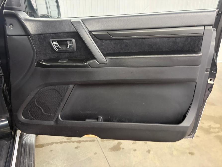 Mitsubishi Pajero IV Краснодар  - изображение 17