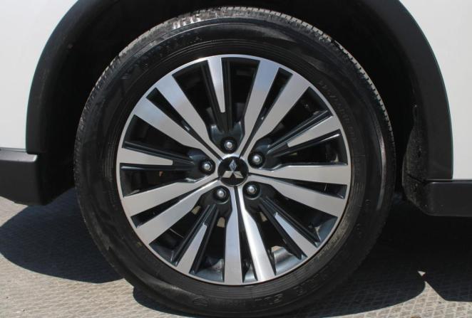 Mitsubishi Outlander III Рестайлинг 3 с пробегом 2020 года, цена 2 820 000 рублей, 70124 км, внедорожник, Автокод Объявления