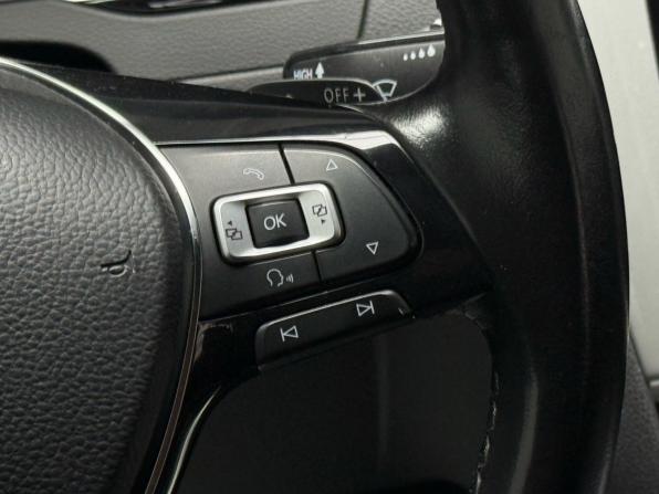 Volkswagen Passat B8 с пробегом 2018 года, цена 1 899 000 рублей, 127043 км, седан, Автокод Объявления