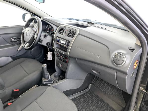 Renault Sandero II с пробегом 2015 года, цена 635 000 рублей, 190557 км, хэтчбек, Автокод Объявления