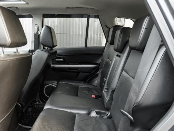 Suzuki Grand Vitara II Рестайлинг с пробегом 2011 года, цена 1 100 000 рублей, 165621 км, внедорожник, Автокод Объявления