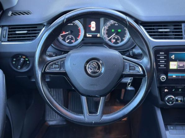 Skoda Octavia III (A7) Рестайлинг с пробегом 2017 года, цена 1 550 000 рублей, 195058 км, лифтбек, Автокод Объявления