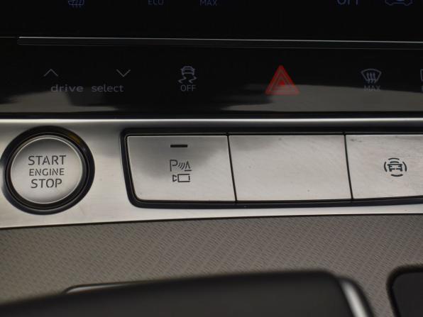 Audi A6 V (C8) с пробегом 2018 года, цена 4 475 000 рублей, 86590 км, седан, Автокод Объявления