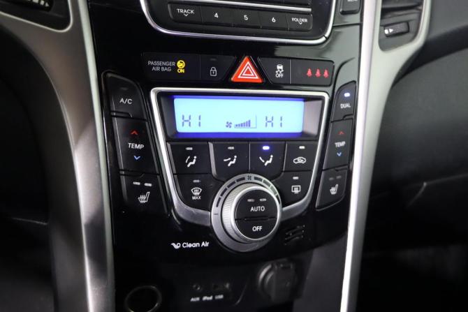 Hyundai i30 II с пробегом 2013 года, цена 869 990 рублей, 185411 км, хэтчбек, Автокод Объявления