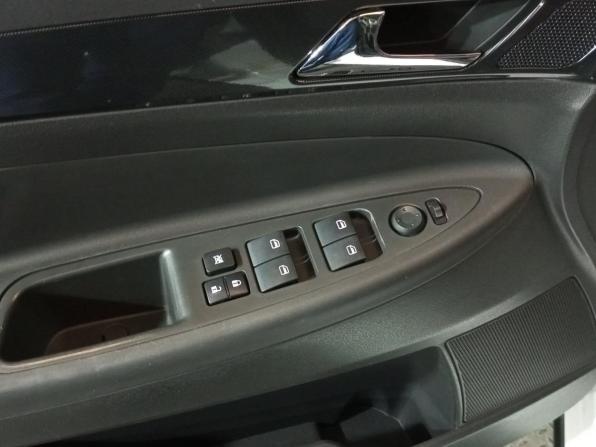 Dongfeng H30 Cross с пробегом 2015 года, цена 520 000 рублей, 134357 км, хэтчбек, Автокод Объявления