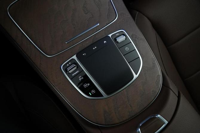 Mercedes-Benz E-Класс V (W213 S213 C238) Рестайлинг с пробегом 2022 года, цена 5 299 977 рублей, 35916 км, седан, Автокод Объявления