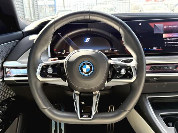 BMW i7 с пробегом 2022 года, цена 14 870 000 рублей, 79 км, седан, Автокод Объявления