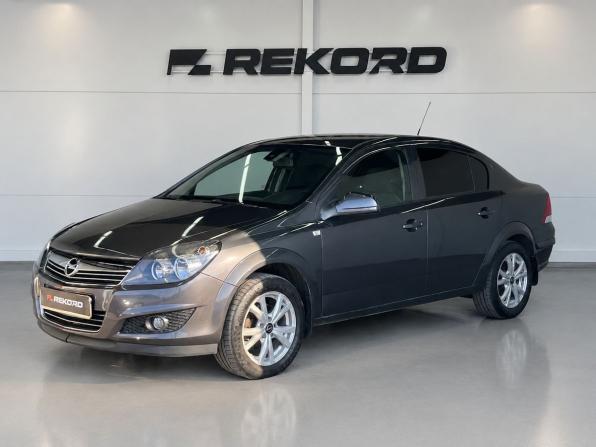 Opel Astra H Рестайлинг с пробегом 2011 года, цена 789 000 рублей, 186014 км, седан, Автокод Объявления