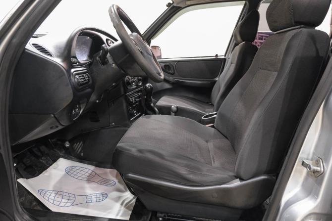 Chevrolet Niva I Рестайлинг с пробегом 2011 года, цена 569 000 рублей, 151000 км, внедорожник, Автокод Объявления