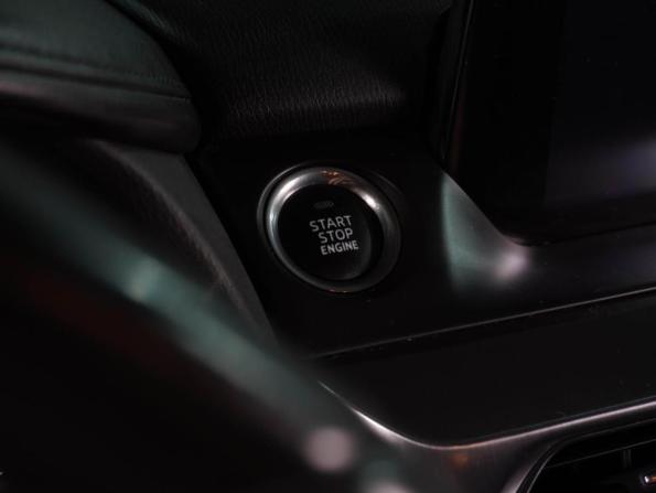 Mazda 6 III (GJ) Рестайлинг с пробегом 2016 года, цена 1 799 000 рублей, 118852 км, седан, Автокод Объявления