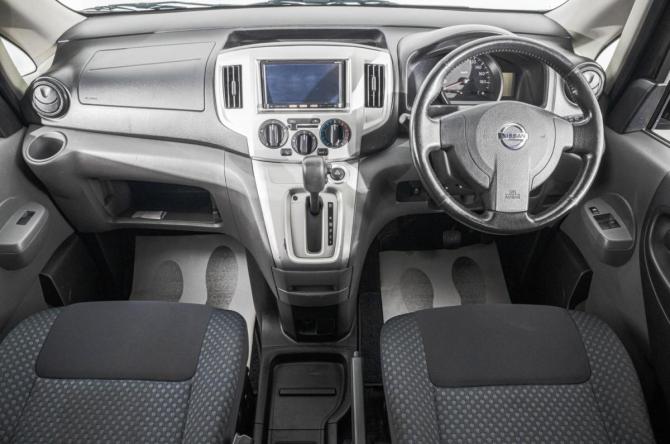 Nissan NV200 с пробегом 2019 года, цена 1 799 000 рублей, 210000 км, минивэн, Автокод Объявления