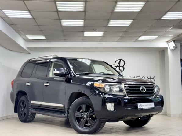 Toyota Land Cruiser 200 Series Рестайлинг 1 с пробегом 2014 года, цена 3 680 000 рублей, 253318 км, внедорожник, Автокод Объявления