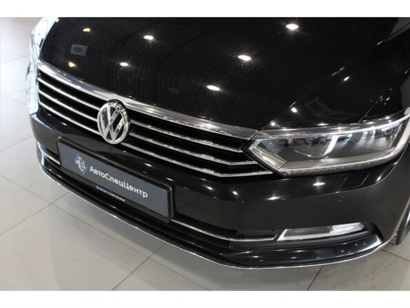 Volkswagen Passat B8 с пробегом 2017 года, цена 2 298 000 рублей, 99000 км, седан, Автокод Объявления