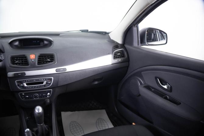 Renault Fluence I с пробегом 2011 года, цена 799 000 рублей, 235000 км, седан, Автокод Объявления