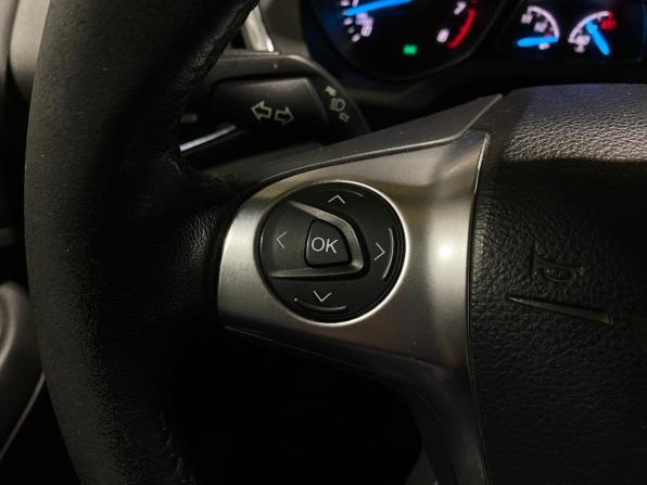 Ford Kuga II с пробегом 2014 года, цена 1 300 000 рублей, 120882 км, внедорожник, Автокод Объявления