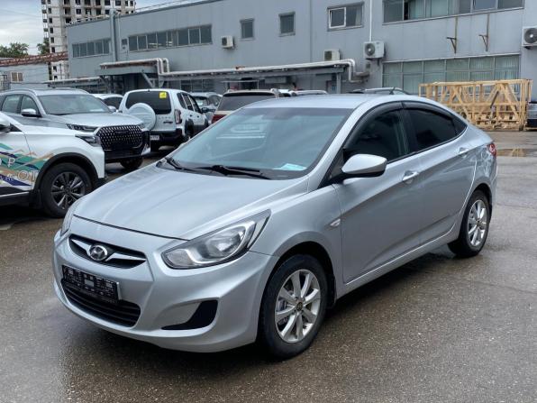 Hyundai Solaris I с пробегом 2014 года, цена 569 000 рублей, 220819 км, седан, Автокод Объявления