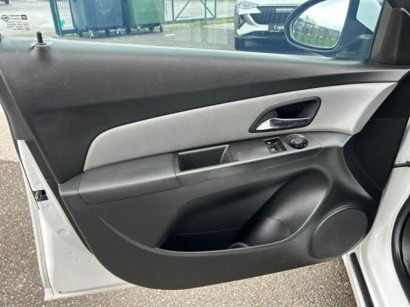 Chevrolet Cruze I Рестайлинг с пробегом 2012 года, цена 670 000 рублей, 159000 км, седан, Автокод Объявления