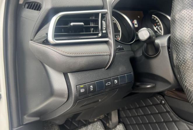 Toyota Camry VIII (XV70) с пробегом 2017 года, цена 2 610 000 рублей, 213999 км, седан, Автокод Объявления