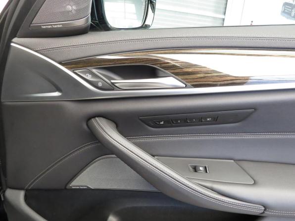 BMW 5 серии VII (G30/G31/G38) Рестайлинг с пробегом 2020 года, цена 5 650 000 рублей, 185000 км, универсал, Автокод Объявления