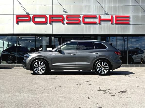 Volkswagen Touareg III с пробегом 2020 года, цена 6 190 000 рублей, 51743 км, внедорожник, Автокод Объявления