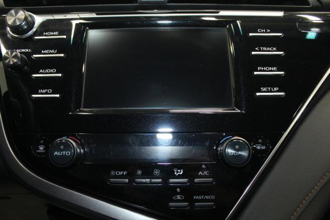 Toyota Camry VIII (XV70) с пробегом 2019 года, цена 2 709 000 рублей, 101721 км, седан, Автокод Объявления
