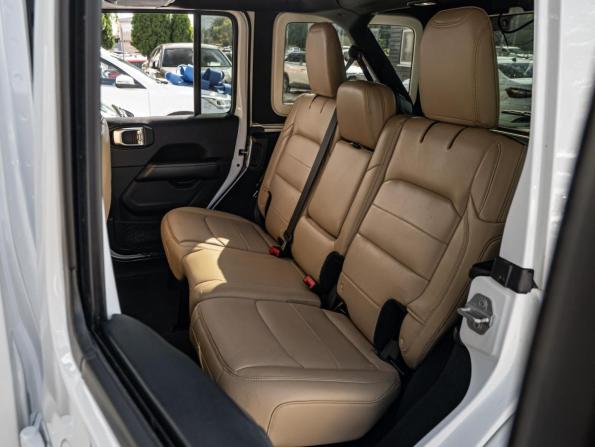 Jeep Wrangler III (JK) с пробегом 2017 года, цена 4 350 000 рублей, 62161 км, внедорожник, Автокод Объявления