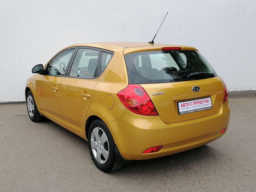 Kia Ceed I Москва  - изображение 7