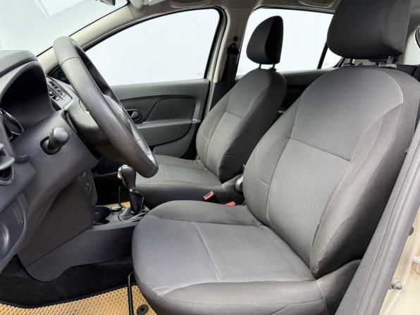 Renault Sandero II Рестайлинг с пробегом 2019 года, цена 990 000 рублей, 143088 км, хэтчбек, Автокод Объявления