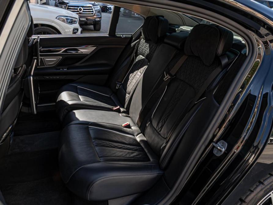 BMW 7 серии VI (G11/G12) Рестайлинг Краснодар  - изображение 13