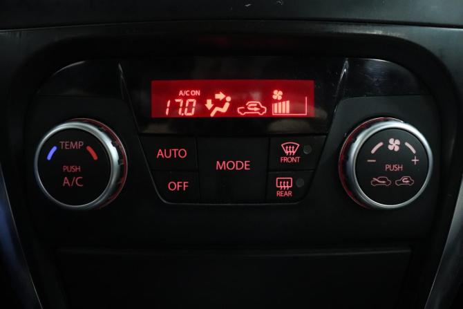 Suzuki SX4 I (Classic) Рестайлинг с пробегом 2010 года, цена 761 000 рублей, 220000 км, хэтчбек, Автокод Объявления