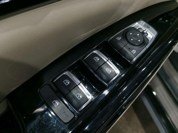 Kia Carnival IV с пробегом 2020 года, цена 3 590 000 рублей, 119000 км, минивэн, Автокод Объявления