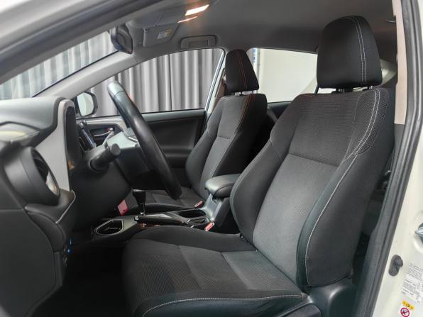 Toyota RAV4 IV (XA40) Рестайлинг с пробегом 2016 года, цена 2 194 000 рублей, 55124 км, внедорожник, Автокод Объявления