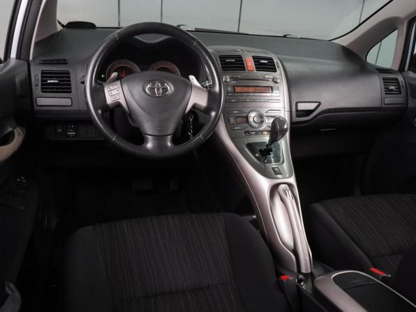 Toyota Auris I с пробегом 2007 года, цена 649 000 рублей, 232092 км, хэтчбек, Автокод Объявления