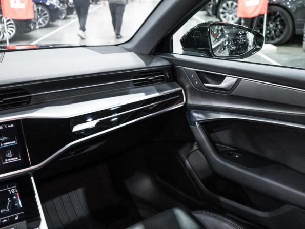 Audi A6 V (C8) с пробегом 2020 года, цена 4 178 068 рублей, 115458 км, универсал, Автокод Объявления