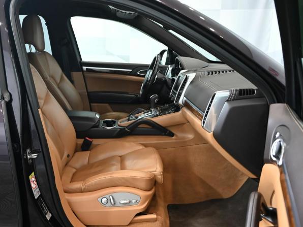 Porsche Cayenne II (958) с пробегом 2011 года, цена 1 920 000 рублей, 203146 км, внедорожник, Автокод Объявления