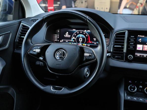 Skoda Karoq I с пробегом 2020 года, цена 2 370 000 рублей, 69838 км, внедорожник, Автокод Объявления