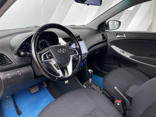 Hyundai Solaris I с пробегом 2012 года, цена 819 000 рублей, 154321 км, седан, Автокод Объявления