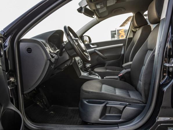 Skoda Octavia II (A5) Рестайлинг с пробегом 2013 года, цена 998 000 рублей, 214182 км, лифтбек, Автокод Объявления