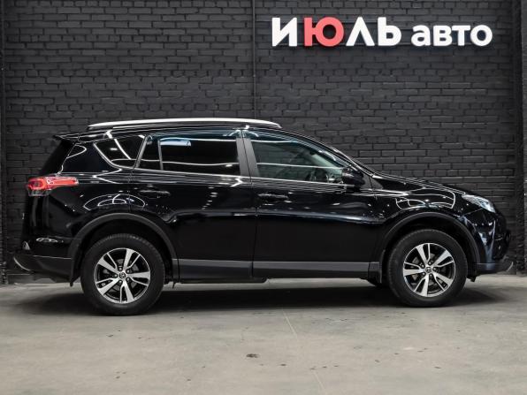 Toyota RAV4 IV (XA40) Рестайлинг с пробегом 2017 года, цена 2 450 000 рублей, 180012 км, внедорожник, Автокод Объявления