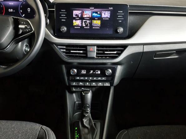 Skoda Rapid II с пробегом 2022 года, цена 1 861 000 рублей, 60838 км, лифтбек, Автокод Объявления
