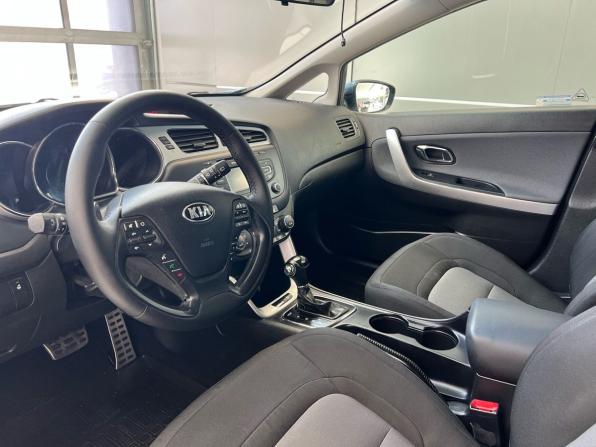 Kia Ceed II с пробегом 2014 года, цена 1 099 000 рублей, 212235 км, универсал, Автокод Объявления