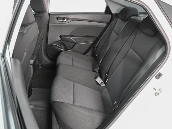Hyundai Solaris II Рестайлинг с пробегом 2021 года, цена 1 615 000 рублей, 124198 км, седан, Автокод Объявления