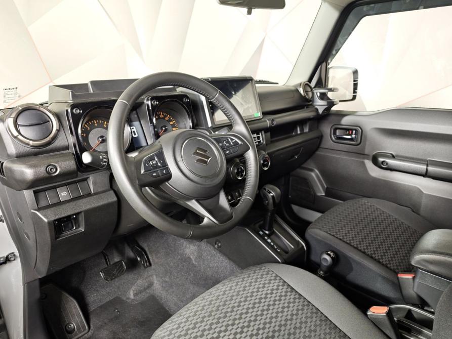 Suzuki Jimny IV Москва  - изображение 18