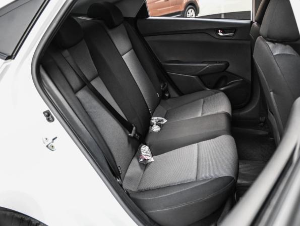 Hyundai Solaris II Рестайлинг с пробегом 2021 года, цена 1 629 000 рублей, 107084 км, седан, Автокод Объявления