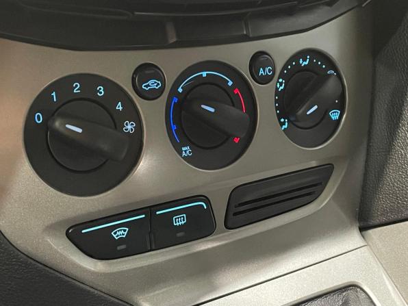 Ford Focus III с пробегом 2013 года, цена 680 000 рублей, 155500 км, седан, Автокод Объявления